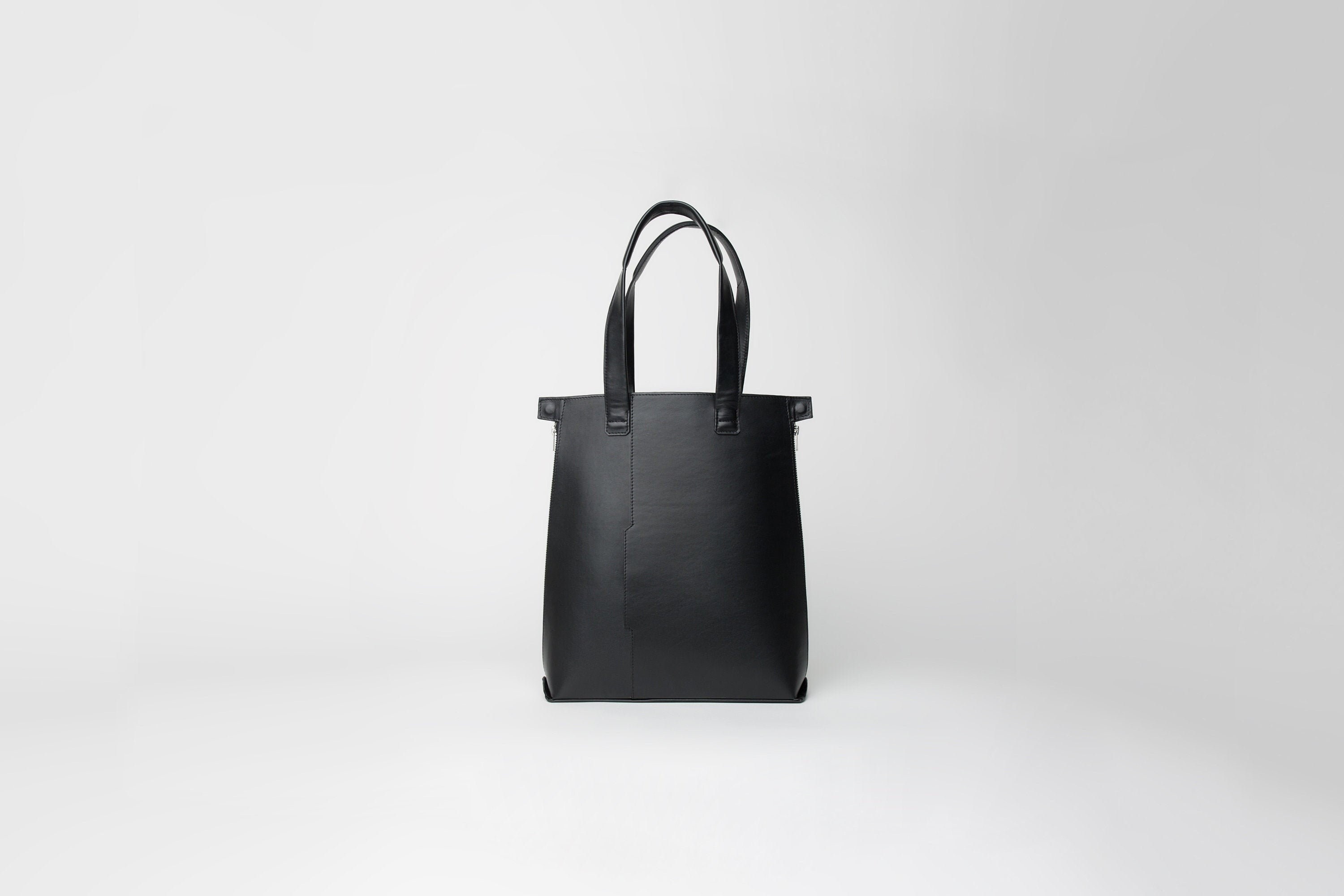 work tote with zipper