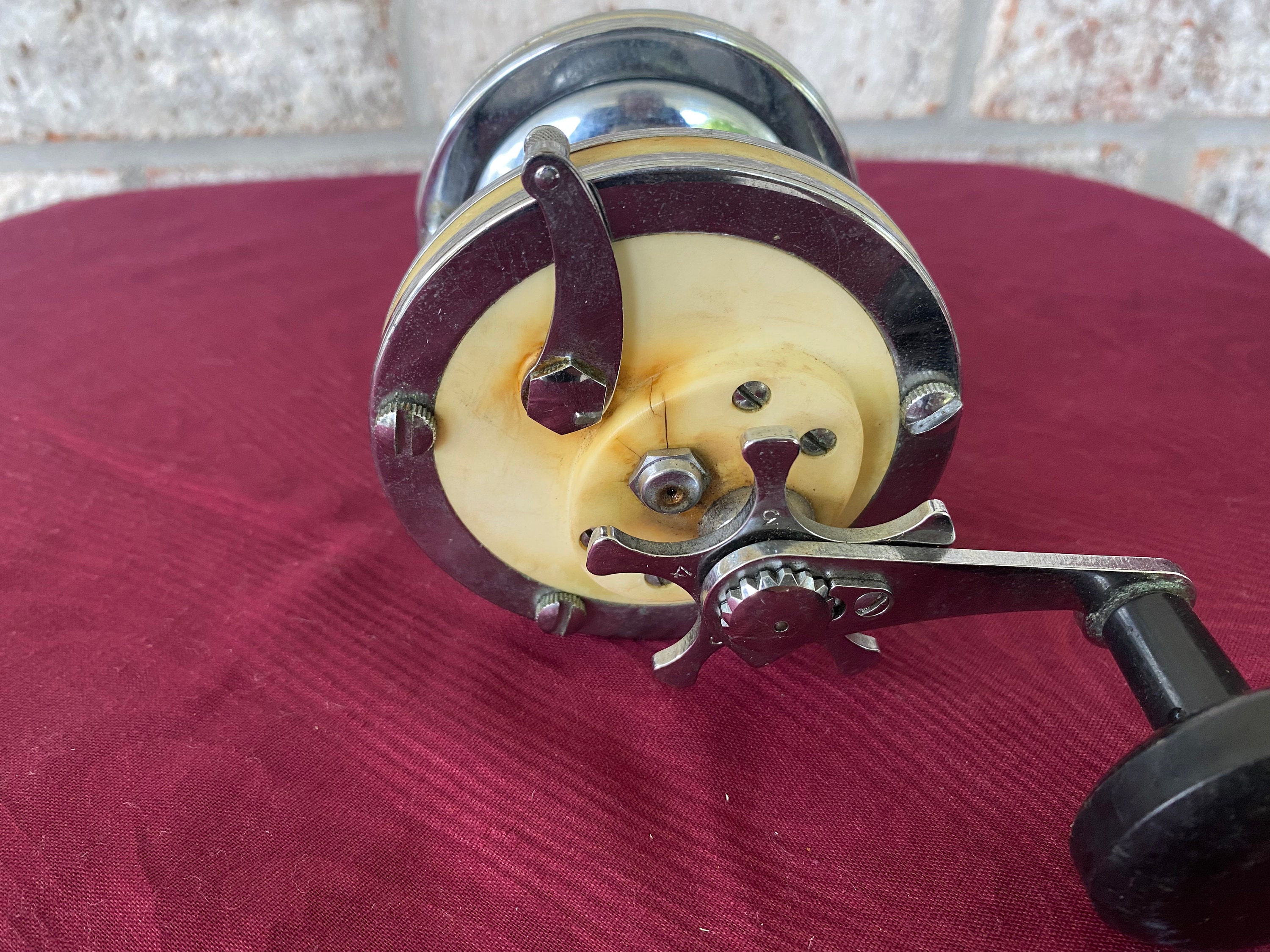 1 NOS GARCIA MITCHELL 1040 1060 1090 1120 FISHING REEL Anti