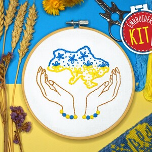 Landkarte der Ukraine Kit für Anfänger ""Mein Land"" Enthalten Bambus Stickrahmen und Stempel Leinwand."