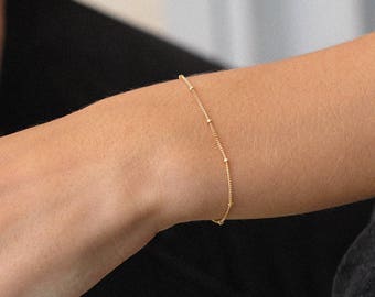 Thin bracelet Gold bracelet Set of 3 Gold Plated bracelet Satelite Christmas Gift Minimal Black beads bracelet Beaded Bracelet