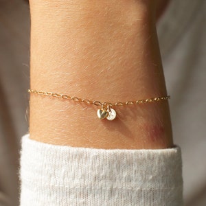 NINA BRACELET - Dainty Heart and Disc Bracelet, Personalized Disc Bracelet, Letter Bracelet, Heart Jewelry, Custom Initial, Initial Disk