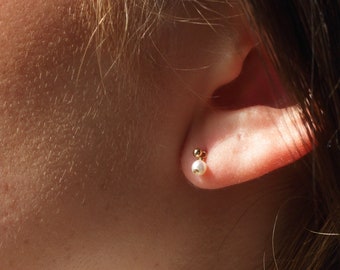 DANA STUDS - Dainty Pearl Jewels, Minimal Earrings, Unique Studs, Gold Stud Earrings, Silver Stud earrings, Bead Stud Earrings, Minimal Stud