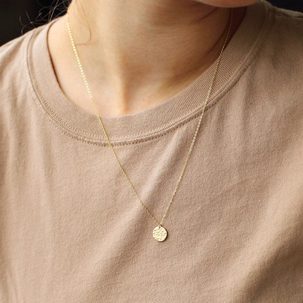LEXI Blank Disc Necklace 9mm, Simple Circle Necklace, Delicate Coin Necklace, Dainty Everyday Necklace, Satin or Hammered Layered Necklace
