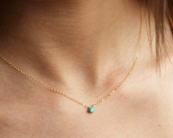 PETIT COLLIER TURQUOISE • Mini Collier Turquoise • Collier de pierre de naissance, Collier délicat, Cadeau d'anniversaire, Collier de pierres précieuses