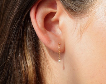 ALANI CHAIN EARRINGS - Pearl Earrings, Long Earrings Post, Stud Post, Minimalist Earrings, Delicate drop Earrings, Everyday Earrings