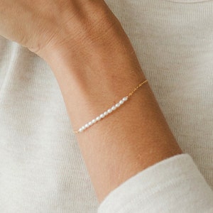 LILY BRACELET, Oval Pearl Bar Bracelet • Delicate Beaded Bracelet, Simple Pearl Bracelet, Wedding Jewelry, Layering Bracelet,Dainty Bracelet