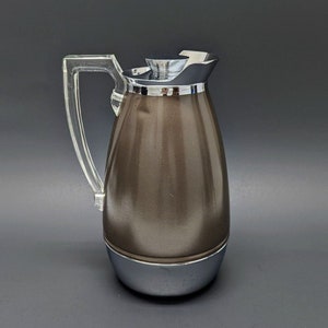 Café Olé PT-018 Premium Tea Pot, 18/10 Stainless Steel, Mirror Polished,  18oz, Stay Cool Hollow Handles, Perfect Pour Spout, Silver
