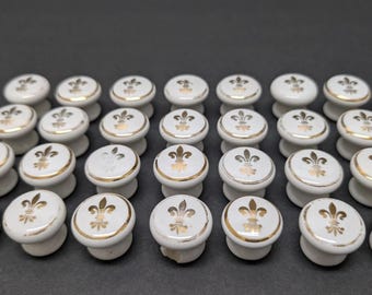 Vintage Porcelain Drawer Cabinet Door Pull Knobs Lot 26 White Gold FLEUR DE LIS Antique Round