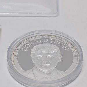 Speeches of DONALD TRUMP Commemorative Silver Coin Collection American Mint COA immagine 5