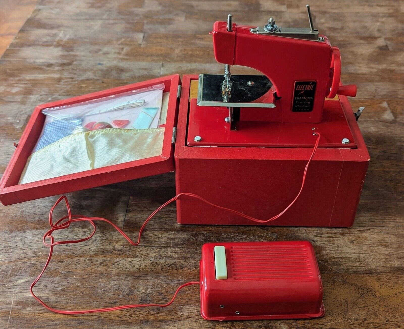 Vintage Japan Sewing Machine - Etsy