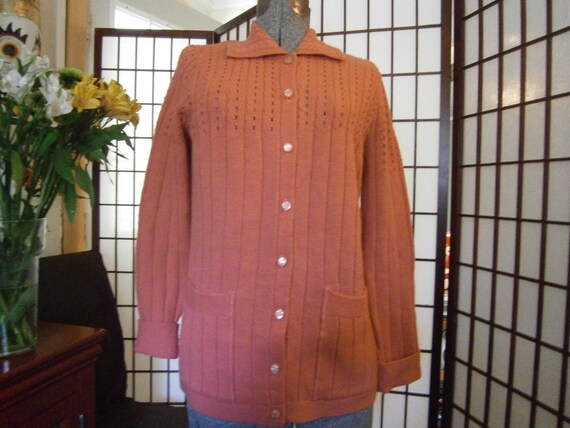 Womens Coral Cardigan - Shirt Collar-1970's