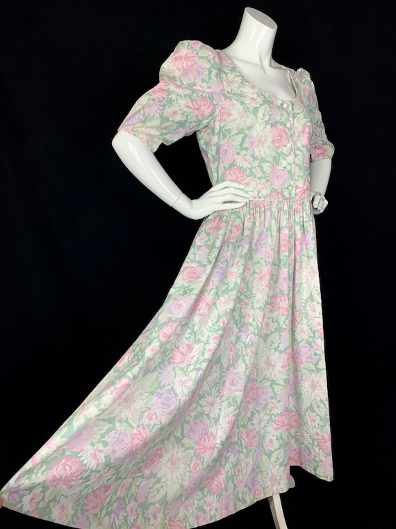 1980s LAURA ASHLEY Roses Print Cotton Dress with P