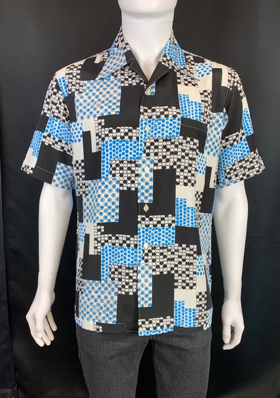 1970s Shirt with Geometric Print and Dagger Collar