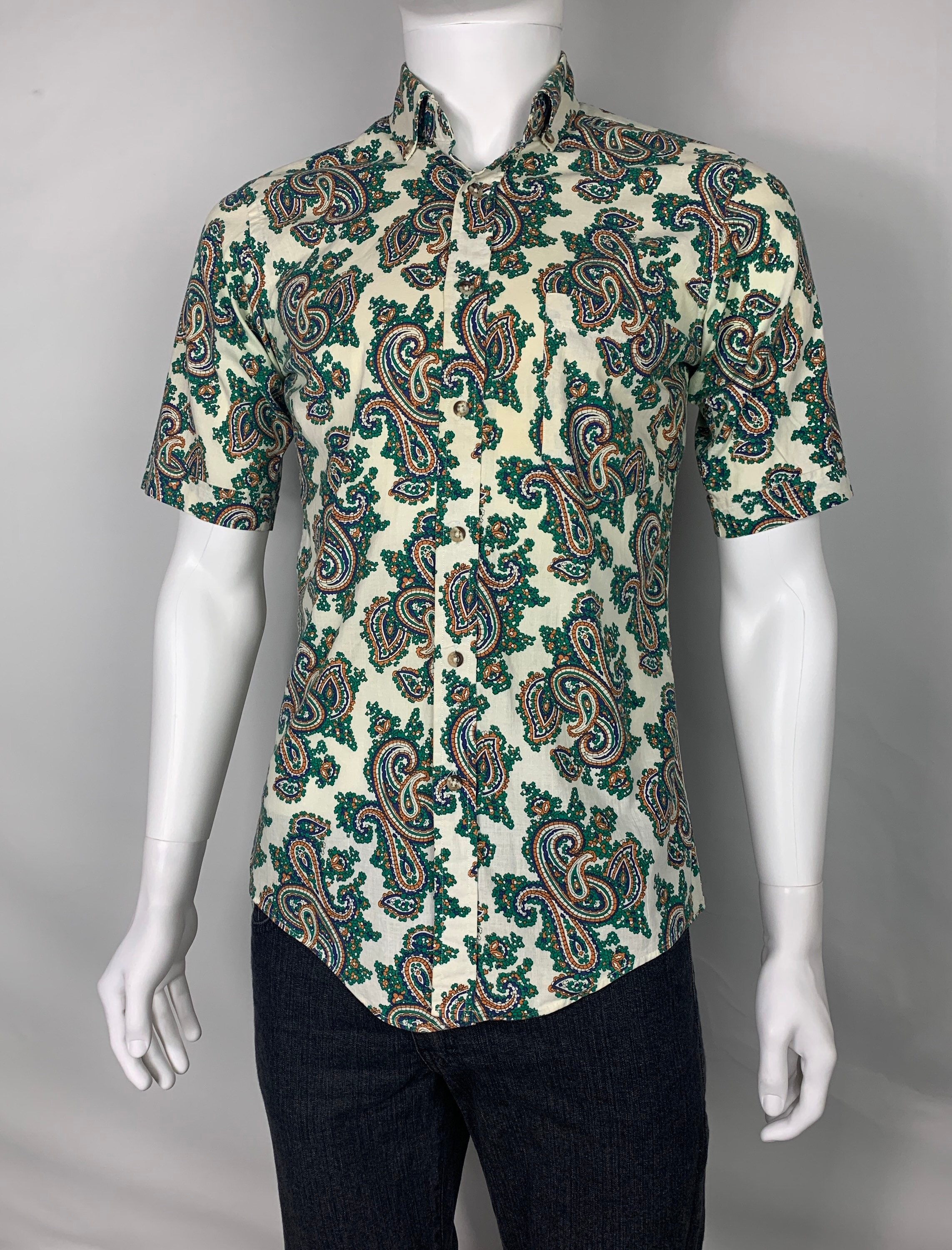 Image of 1960S Paisley Cotton Shirt With Button Down Collar Small - Vintage 60S Mod Psychedelic Look