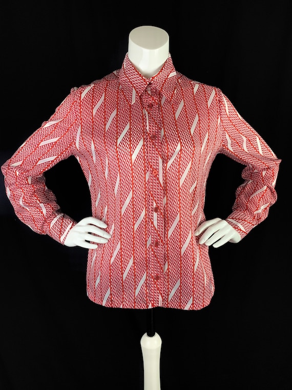 1970s Blouse in Red White with Dagger Collars - Vi