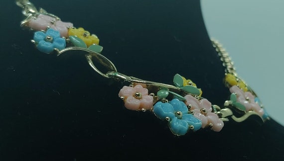 Vintage Flower Multi-color Set Necklace and Earri… - image 5