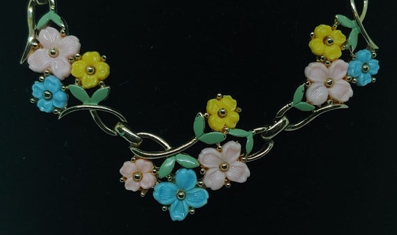 Vintage Flower Multi-color Set Necklace and Earri… - image 4