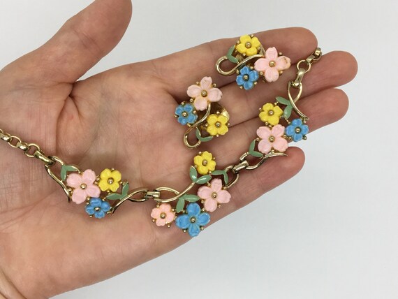 Vintage Flower Multi-color Set Necklace and Earri… - image 9