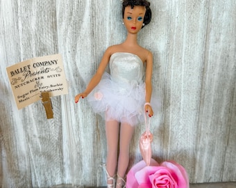 Vintage Barbie 1961 Ballerina 989 Silver Lame Floral Tulle Leotard Tutu Nutcracker Crown Tights Point Slippers Pink Satin Bag Mattel NO DOLL