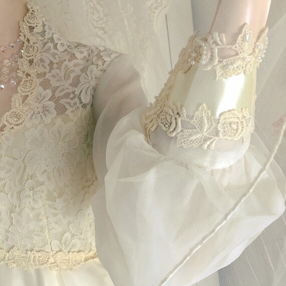 Vintage Wedding Dress 1950 S Ivory Satin Lace Chiffon Full Etsy