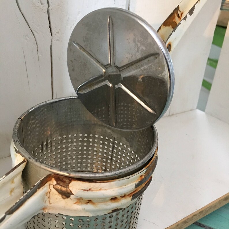 Vintage Metal Hand Press Handy Things Juicer Etsy