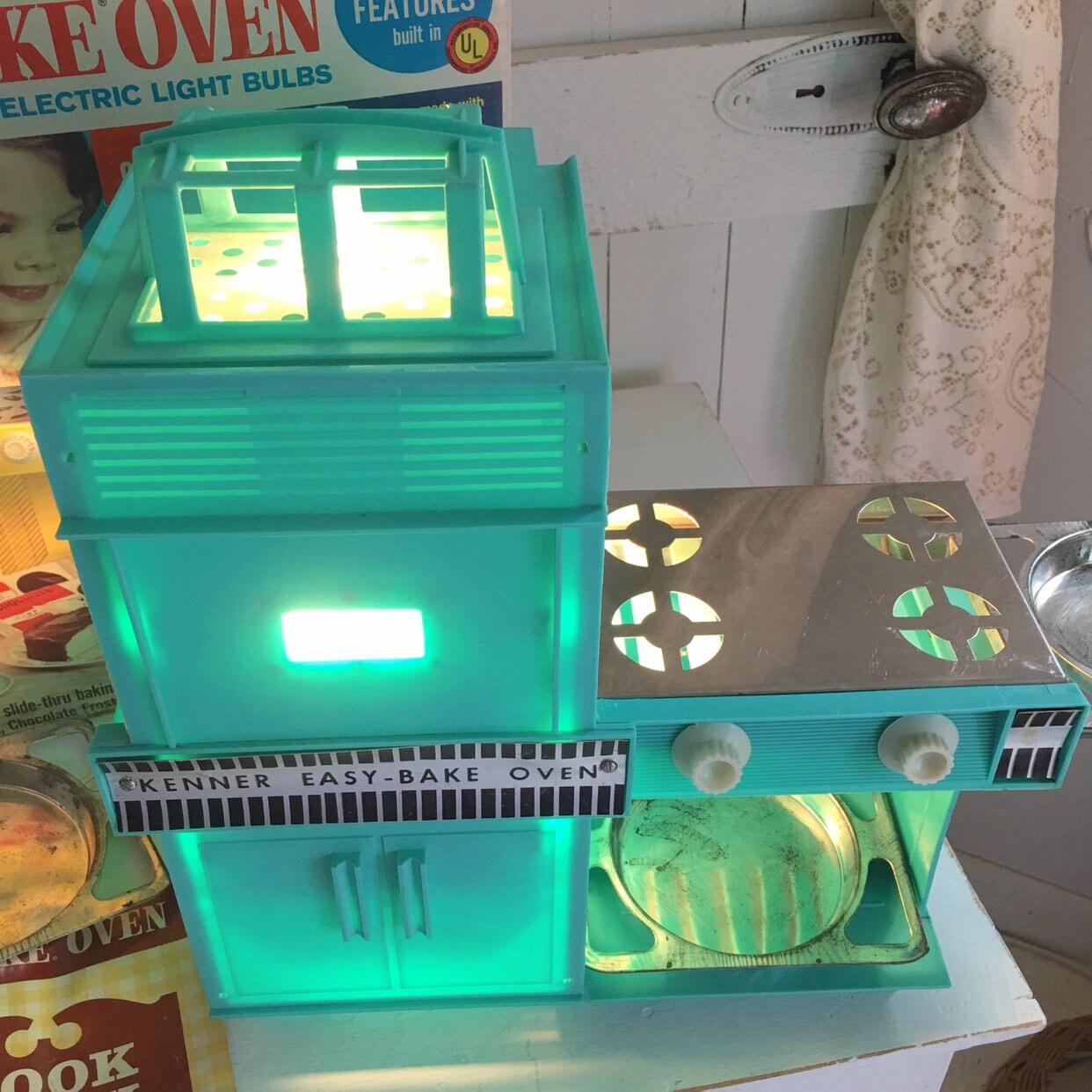 1969 Easy Bake Oven Turquoise Kenner Toys Original Vintage