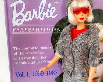 Vintage Barbie 1963 Career Girl 954 Tweed Suit with Shoes Hat Red Bodysuit Sunglasses Mattel NO DOLL