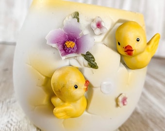 Vintage Lefton Easter Chicks Cracked Egg Trinket Holder Matte Ceramic Porcelain Floral 3 Dimensional