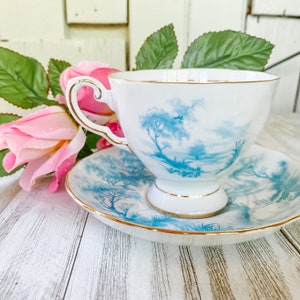 Vintage Tuscan Fine English Bone China Tea Cup & Saucer England Blue Floral White Gold 2144