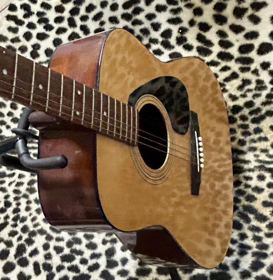 Yamaha FG-401 Natural Dreadnought Acoustic Guitar w/ Hard Shell Case Vintage 90s, foto 4 di 5