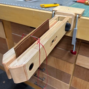 HV - Xtra Large leren stiksels pony bankschroef (12" vaste klemruimte) met optionele accessoires