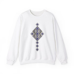 Gedrucktes Tatreez-Volkskunstdesign auf Unisex Heavy Blend ™ Rundhals-Sweatshirt, Palästina, Jordanien, Winter-Sweatshirt