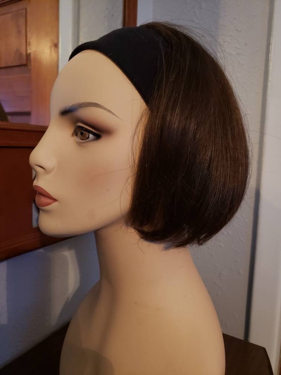 Flapper Cloche and Wig - image 3