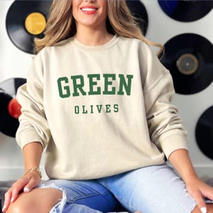 Green Olives Collegiate Crewneck Sweatshirt | Foodie Pullover | Dirty Martini Sweatshirt | Happy Hour Crewneck | Gifts for Olive Lovers