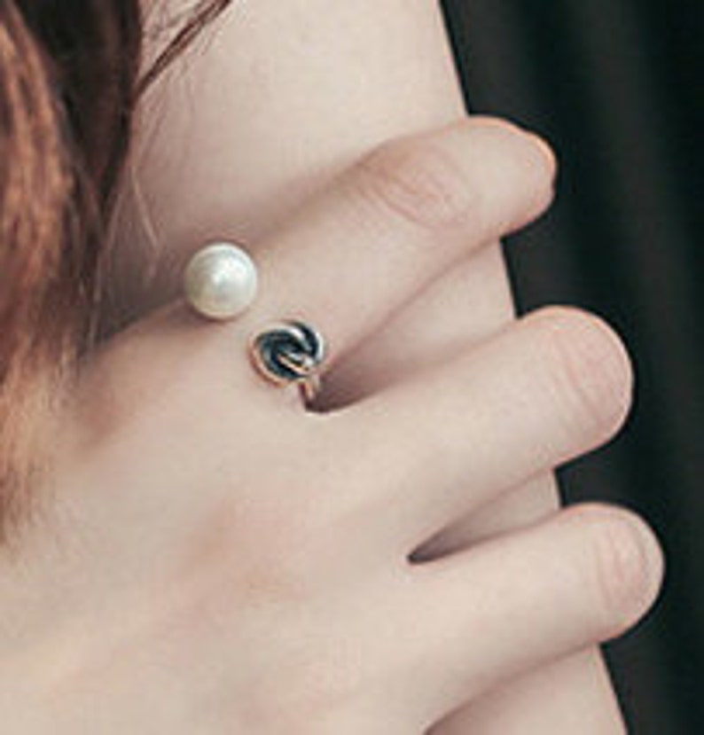 Vintage Pearl Ring 925 Sterling Silver Pearl Knot Ring Open Adjustable Knuckle Stack Simple Dainty Wedding Bridal Bridesmaid Christmas Gift