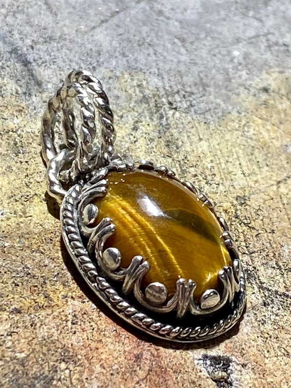 Tiger’s Eye Pendant