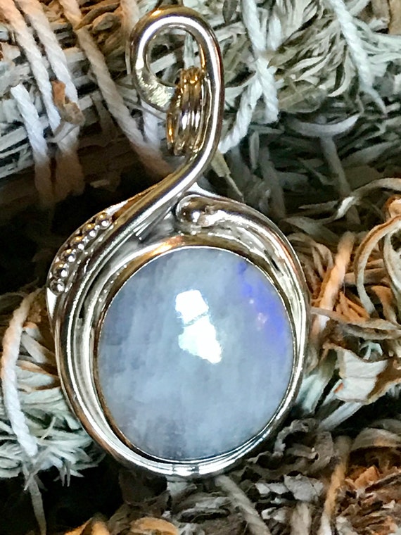 Moonstone Pendant in Sterling Silver