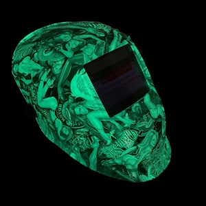 Hydro Dipped Custom Welding Helmet AUTO DARK WHAM10 Series White to  Green Glow in the Dark Naughty Boy