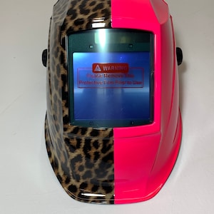 Custom Hydro Dipped Welding Mask WHAM30 Series Auto Dark Half Cheetah Print Half Hot pink