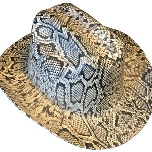 Custom Hydro Dipped Western Outlaw Hard Hat Tan Schlangenhaut Cowboyhut