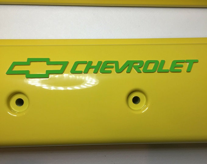 Custom Painted Yellow W/Green Letters Small Block Chevy ZZ6/Vortec GM Muscle Series Center Bolt Holley 241-290