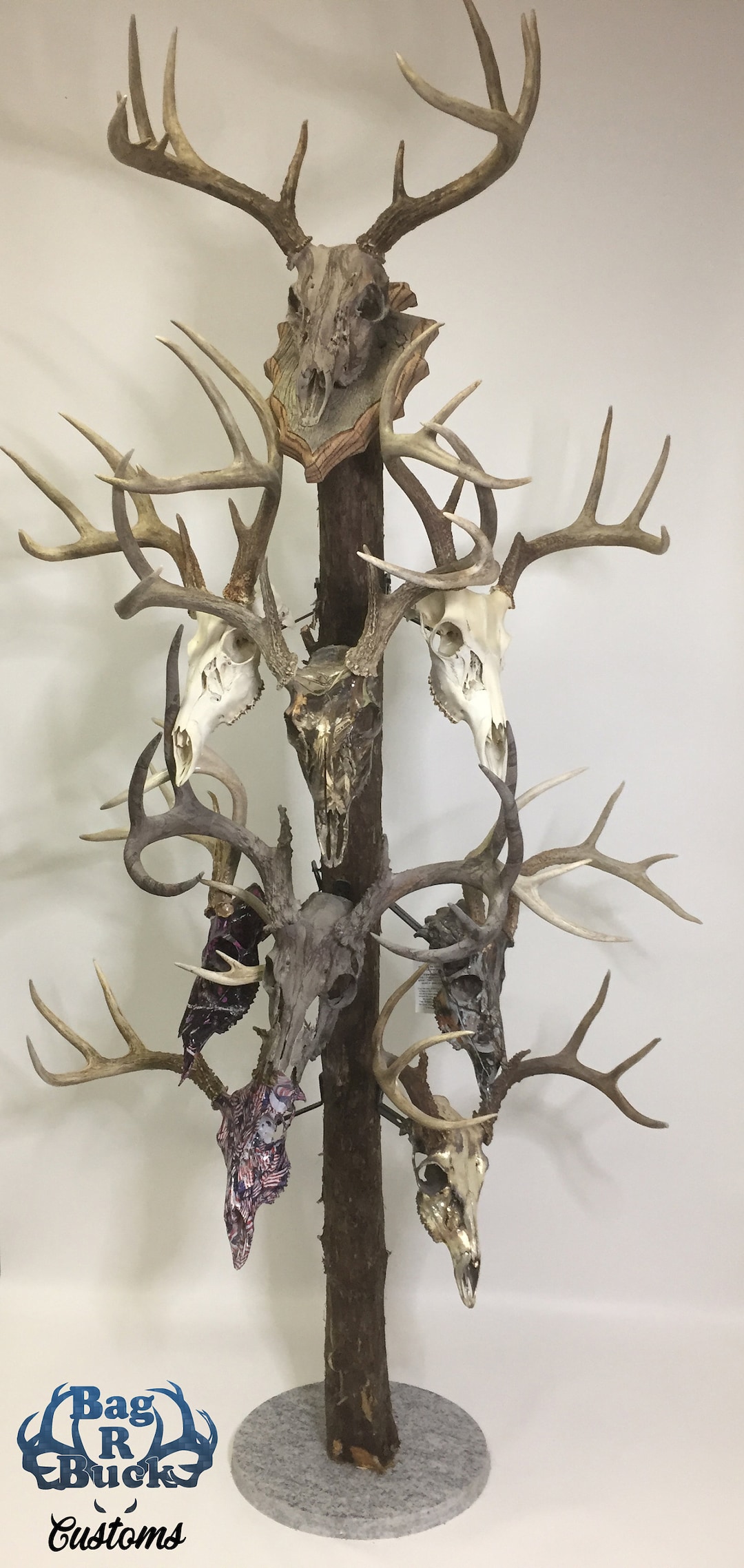 Bag R Buck Euro Rax Trophy Tree 67 Inch Barnwood Top Plaque and