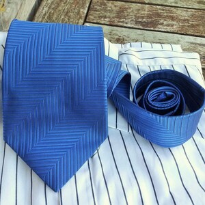 Blue Necktie, Vintage Tie Accessories Mens Necktie, FREE SHIPPING, Mens tie, Pattern  necktie, Ties, Vintage Mens neckties, Retro tie