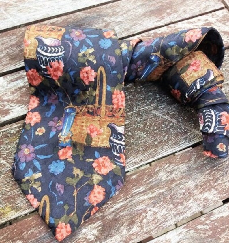 Flower Neckties, Mens accessories, Vintage tie and necktie, Silk necktie, Free Shipping 