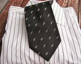 Mens Tie, Black and silver necktie, Free Shipping, Ties, Neckties, Vintage Tie  Mens Necktie, Vintage Neckties