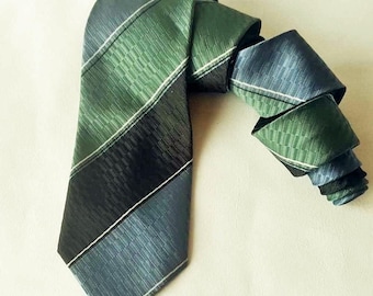 Corbata vintage de rayas diagonales, azul, verde y negro, fabricada en Suecia, regalo para él.
