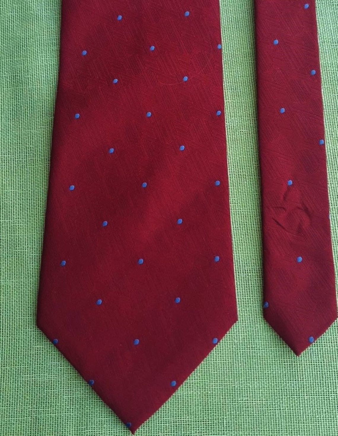 Set of 2 Vintage Neckties, Dark Blue and Dark Red Neckties Tie
