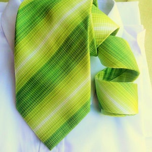 Vintage Necktie, Neckties Tie Accessories Mens Necktie, FREE SHIPPING, Mens tie, Striped Pattern, Ties, Vintage Mens neckties, Retro tie