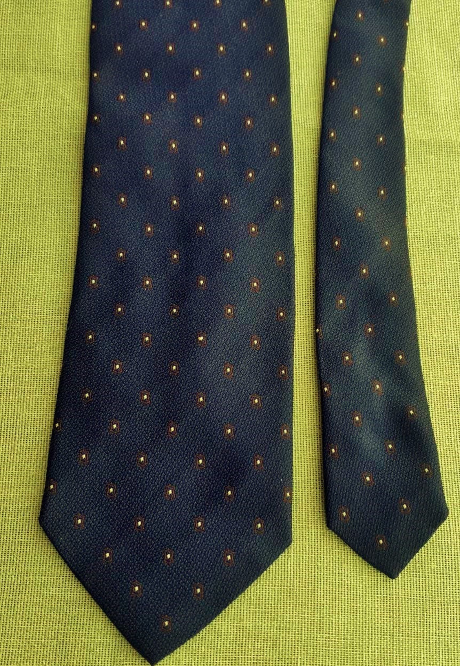 Set of 2 Vintage Neckties, Dark Blue and Dark Red Neckties Tie