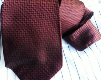 Dark red Mens accessories, Vintage lover, Vintage Mens Necktie, FREE SHIPPING, Mens tie, Vintage Mens neckties, Retro tie